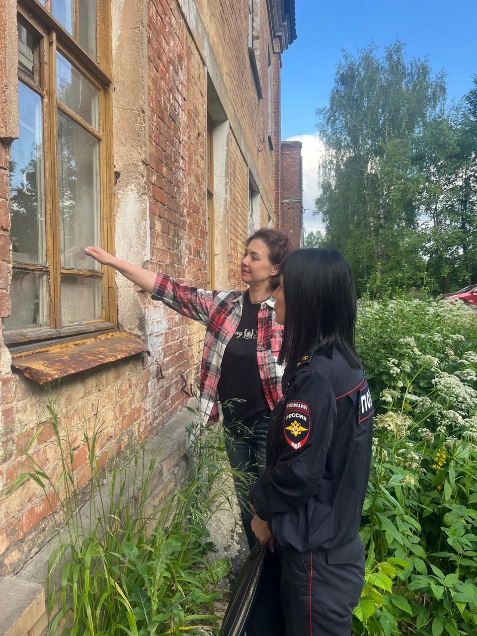 Врач-нарколог ЯОКНБ принял участие в межведомственном рейде Врач-нарколог ЯОКНБ принял участие в межведомственном рейде